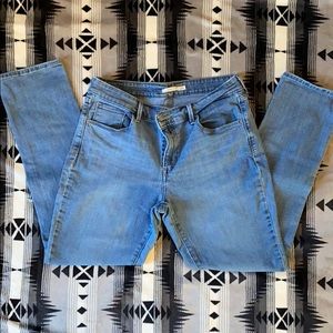 Women’s Levi jeans mid rise skinny size 14